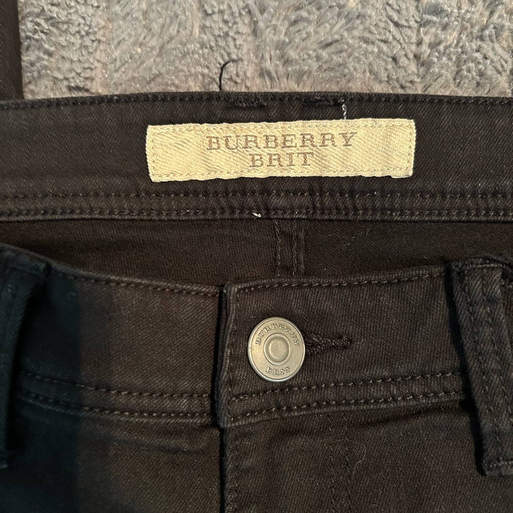 🎉 Host Pick 🎉 Burberry Brit Black Skinny Low Rise Distressed Hem Jeans - Picture 4 of 10